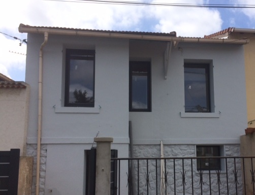 devanture blanche maison